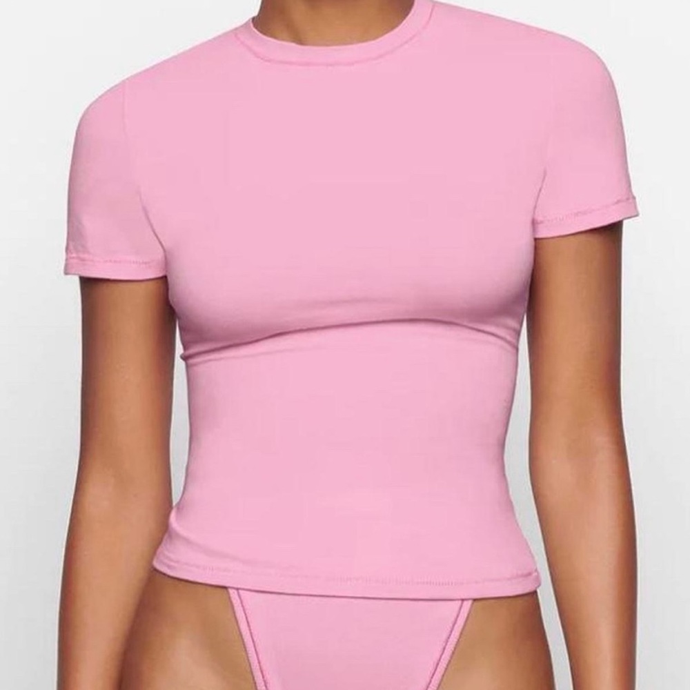 skims bubblegum pink cotton jersey short sleeve